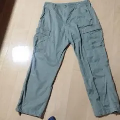 専用　カーゴパンツ カーキ色 4ポケットのサムネイル