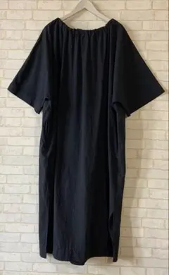【antiqua】 ネック ベルト ギャザー ワンピース ロング 五分袖 黒