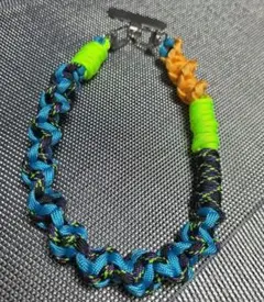 ハンドメイド　携帯ストラップ　ハンドストラップ　パラコード　携帯アクセサリー