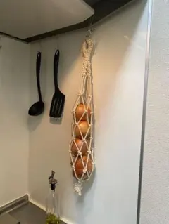 Item thumbnail for item 0233fa48-e3d6-4bb2-834c-636e49394d34