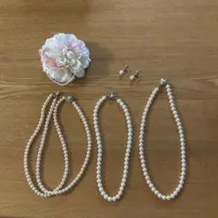 パールネックレスとフラワーアクセサリーセット