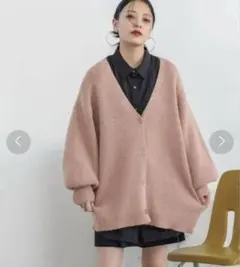 【美品】　ジーナシス　ラメスパングルカタアゼVカーディガン　ニット