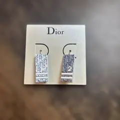 Christian Dior　クリスチャンディオール　トロッターピアスのサムネイル