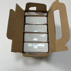 カフェドクロワッサン 蓋付き 4段重 陶器 角小鉢のサムネイル