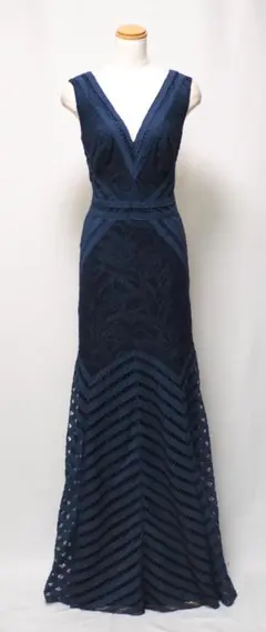 TADASHI SHOJI　ロングフォーマルドレス　「６ 」/ １１号程度 TADASHI SHOJI ロングフォーマルドレス「6」11号程度