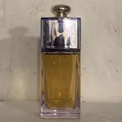 ✨可愛らしいリップスティック型✨Dior Addict フレグランス 香水のサムネイル