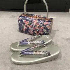 新品未使用　和装用ハンドバッグ 花柄 ネイビー　成人式にも