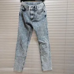 メンズ　GU ライトブルーデニム スキニー　サイズ28
