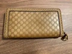 Gucci ベージュレザー財布