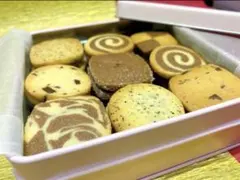 大容量！クッキー缶3のサムネイル