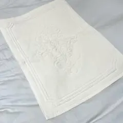 【未使用】バスマット　ホワイト　40cm×60cmのサムネイル
