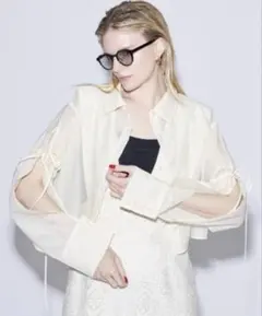 Solace スリーブカットスリットショート丈ボックスシャツ