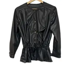 ソフトレザーで着やすい(๑˃̵ᴗ˂̵)✨‼️ブラック❤️ウエスト絞り❤️ジャケット