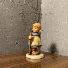 Goebel ゲーベル フンメル人形 #820 - メルカリ