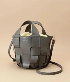 美品Samantha Thavasa サマンサタバサ　ファー巾着　メッシュバッグ