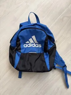 adidas サッカー　バックパック 青黒