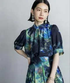 HARE ハレ BLURボウタイブラウスのサムネイル