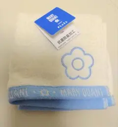 MARY QUANT マリークヮント タオルハンカチ ホワイト ブルーのサムネイル