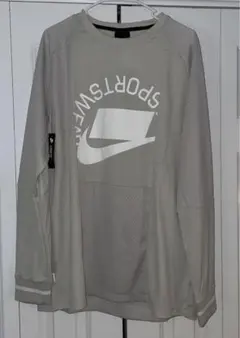 NIKE NSW ブロックロゴ ロングスリーブ長袖Tシャツ