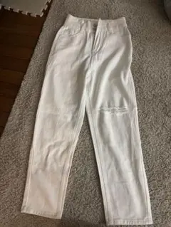 ISOOK ホワイト ストレートデニム