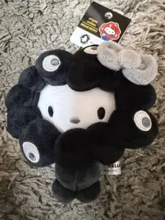 EXPO2025 サンリオ 黒 ミャクミャク キティ カラビナ付き ぬいぐるみ