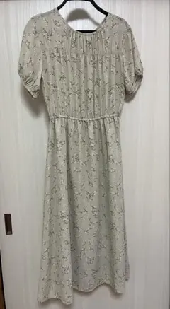 花柄 半袖ワンピース