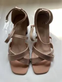 ピンク ストラップ付きハイヒール 約8cm