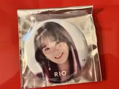 NiziU リオ　缶バッジ