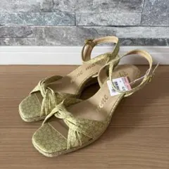 ⭕️neuemarche 花柄 ウェッジソール サンダル　日本製　25.5のサムネイル