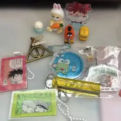 キャラクターグッズまとめ売り キャラクターグッズ まとめ売り 4点セット - メルカリ