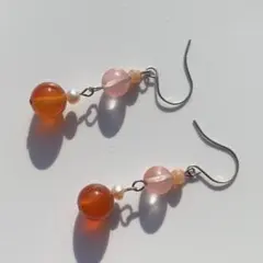 メノウとチェリークオーツのピアス