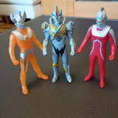 ウルトラマン ソフビ フィギュア 3体セットのサムネイル