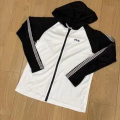FILA フィラ　ラッシュガード　140