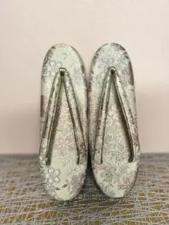 Item thumbnail for item fbcc31c1-13e5-4f85-87d3-8eee77d192ae