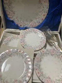 未使用保管品　ナルミ　ケーキサーバー付　パーティーセット　花柄