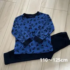 ベビー パジャマ 110〜125cm 青色 文字プリント　ディズニー　フリース