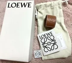 (出品5/24まで) LOEWE レザーブレスレット バングル　タン　スモールのサムネイル