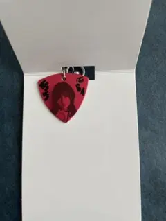 TWICE ランダムピックキーホルダー〔モモ〕