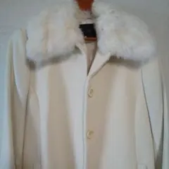 取り外し可ラビットファー付き 2WAY アイボリーコート