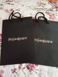 Yves Saint Laurent ショップ袋 黒　二枚