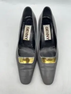 Item thumbnail for item 7e771ace-7bb9-416f-8a62-57098bb5ead7