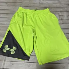 Under Armour ハーフパンツ YXL