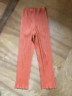 プリーツプリーズ　パンツ　オレンジのサムネイル