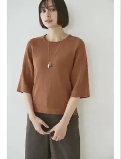 human woman コンパクトニットトップス