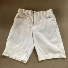 OAKLEY ショートパンツ ホワイト JPN Lサイズのサムネイル