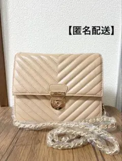 【新品未使用】ベージュ キルティング ショルダーバッグのサムネイル