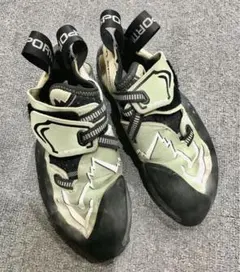 Item thumbnail for item aece731b-de03-4cc8-8b06-803df5b03763