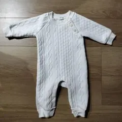 ホワイト ケーブル編み風　ロンパース　カバーオール