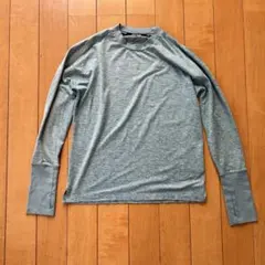 Nike Dri-Fit 長袖シャツ レディースS