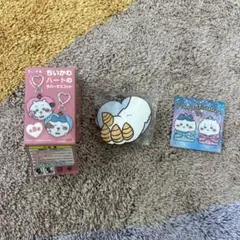ちいかわ　ハートのラバーマスコット　あのこ　誕生日　ノベルティ ステッカー